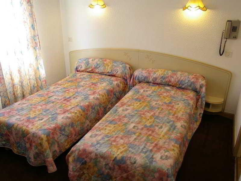 Hotel Sainte Catherine Лурд Экстерьер фото